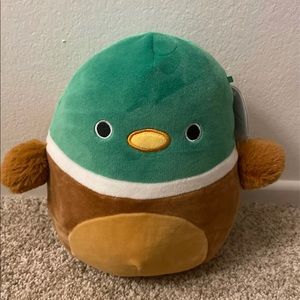Avery the Mallard Squishmallow 8”
